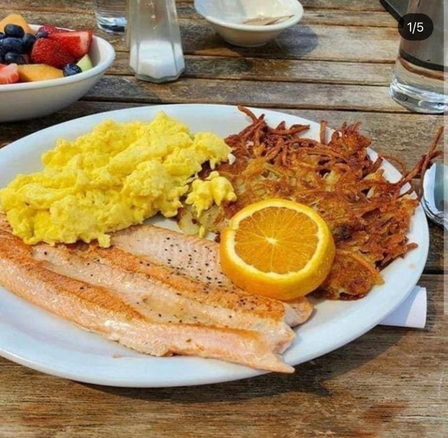 Silver Fork Lodge & Restaurant Brighton 外观 照片